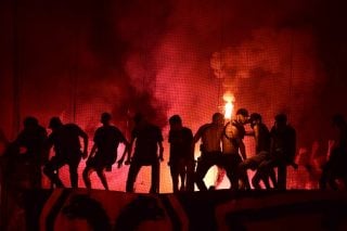 Πρωταθλήτρια η ΑΕΚ: «Φλέγεται» η Νέα Φιλαδέλφεια, καπνογόνα και συνθήματα [βίντεο]